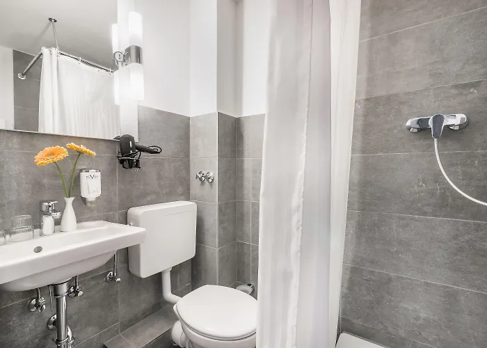 Hotel Signature Astoria 3*